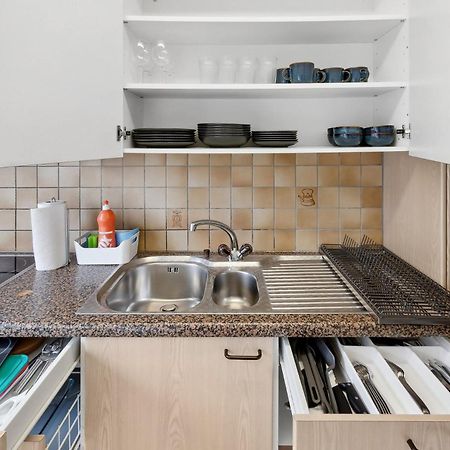 Cozy 2 Bedroom Apartment In Zürih Dış mekan fotoğraf